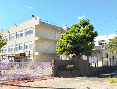 豊橋市立花田小学校