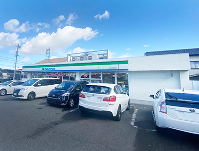 ファミリーマート守山高島町店