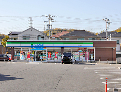 ファミリーマートあさひ向陽台店