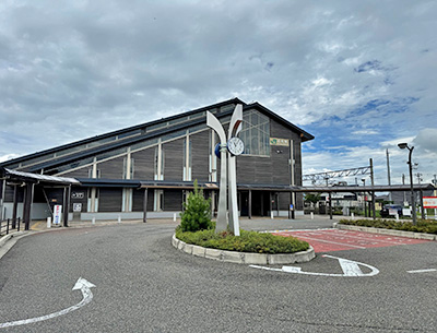 JR篠ノ井線「広丘」駅