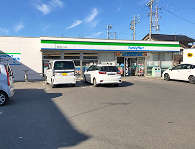 ファミリーマート長野中越一丁目店