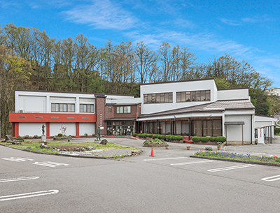 茅野市図書館