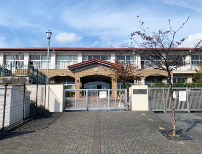 青葉台小学校