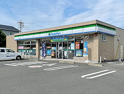 ファミリーマート池田店