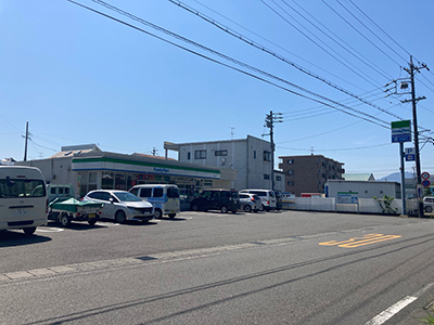 ファミリーマート静岡西島店