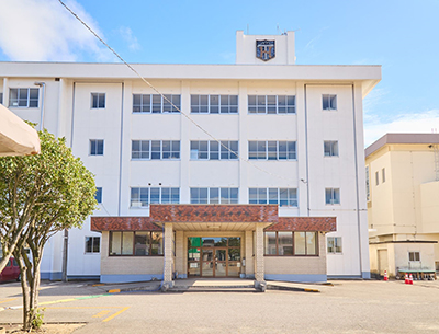 富山市立堀川中学校