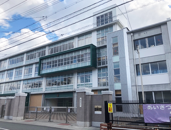 鹿田小学校