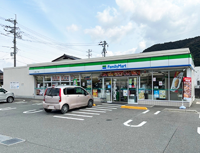 ファミリーマート山口東山二丁目店