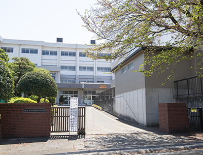 藤沢市立湘南台中学校