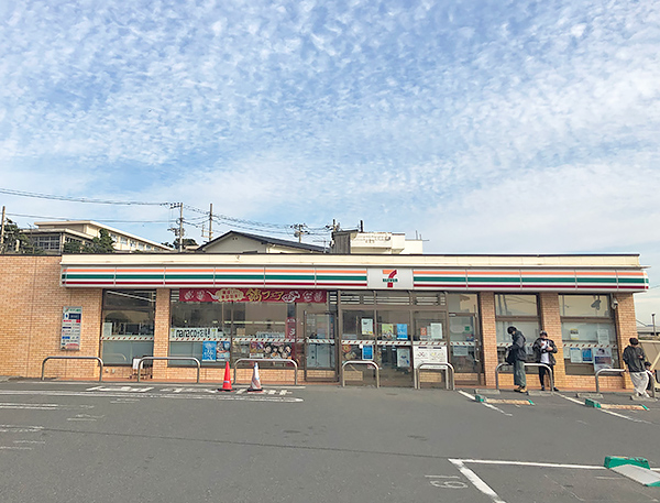 セブンイレブン鎌倉七里ガ浜店