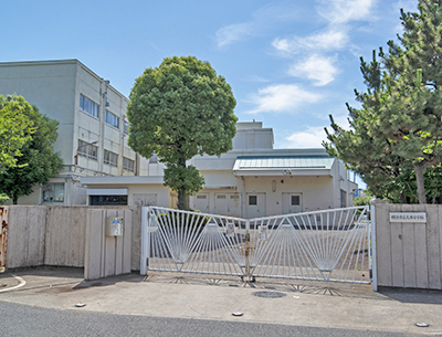 横浜市立文庫小学校