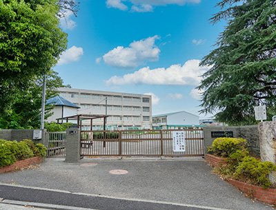 横浜市立中川小学校