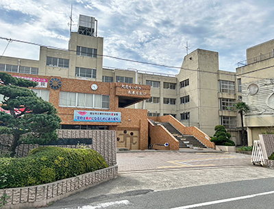 越谷市立東中学校