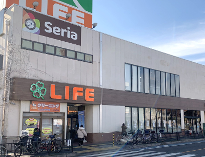 ライフ北越谷店