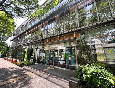 日野市立多摩平図書館