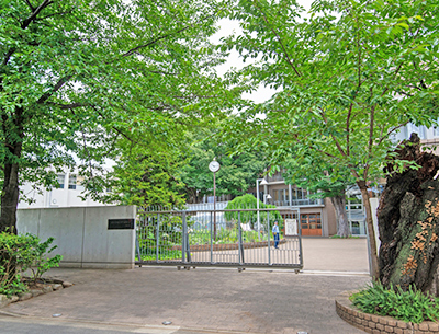 恵泉女学園中学・高等学校