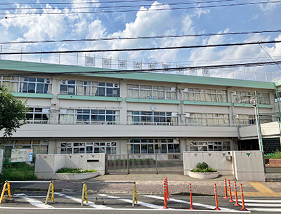 調布市立柏野小学校