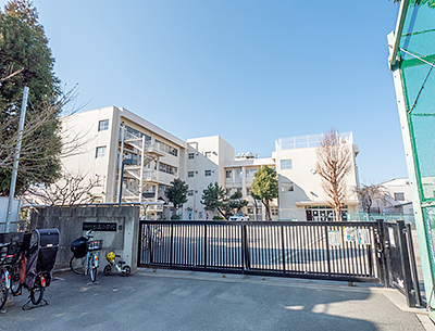 調布市立杉森小学校