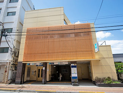 東京メトロ東西線「神楽坂」駅