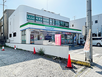 ファミリーマート三木緑が丘店