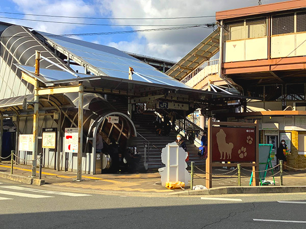 JR大和路線・JR和歌山線「王寺」駅