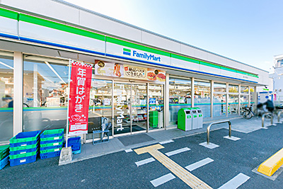 ファミリーマート箕面小野原東店