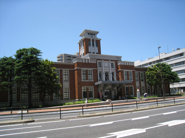 戸畑図書館