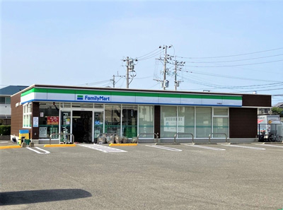 ファミリーマート天神前店