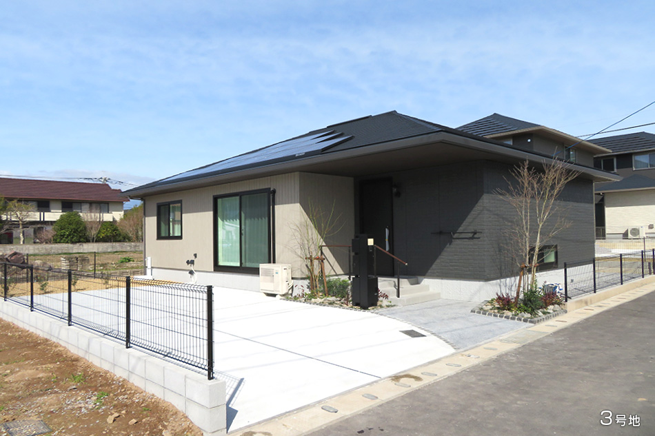 ホームズタウン愛野　(分譲住宅)