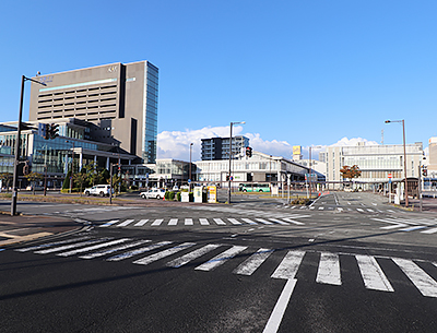 JR奥羽本線「秋田」駅