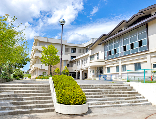 富谷市立東向陽台中学校