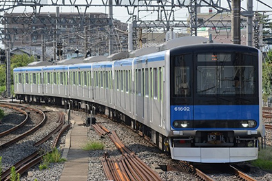 東武アーバンパークライン 60000系（提供：東武鉄道）