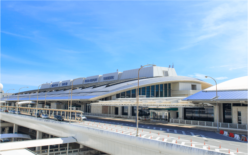 那覇空港（約30.3km）