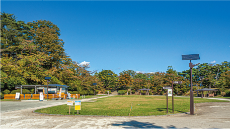 千秋公園 徒歩15分 (約1,130m）